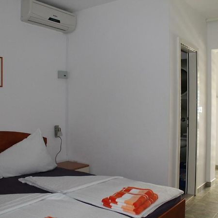 Apartmani Atila Damir Omiš Екстериор снимка