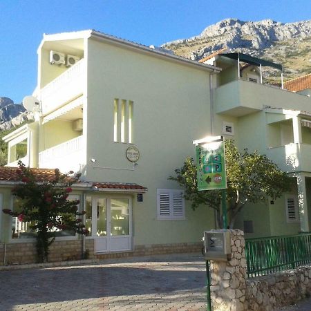 Apartmani Atila Damir Omiš Екстериор снимка