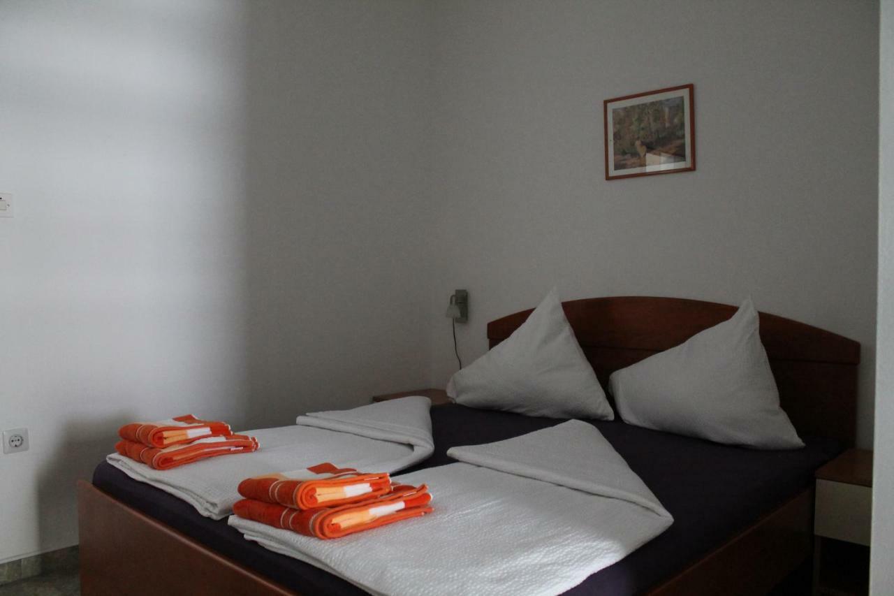 Apartmani Atila Damir Omiš Екстериор снимка