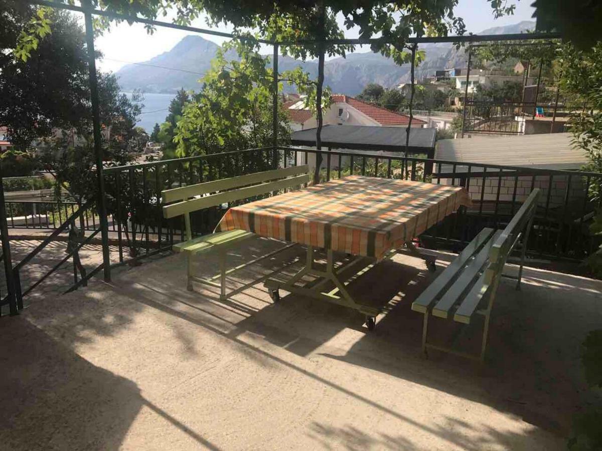 Apartmani Atila Damir Omiš Екстериор снимка