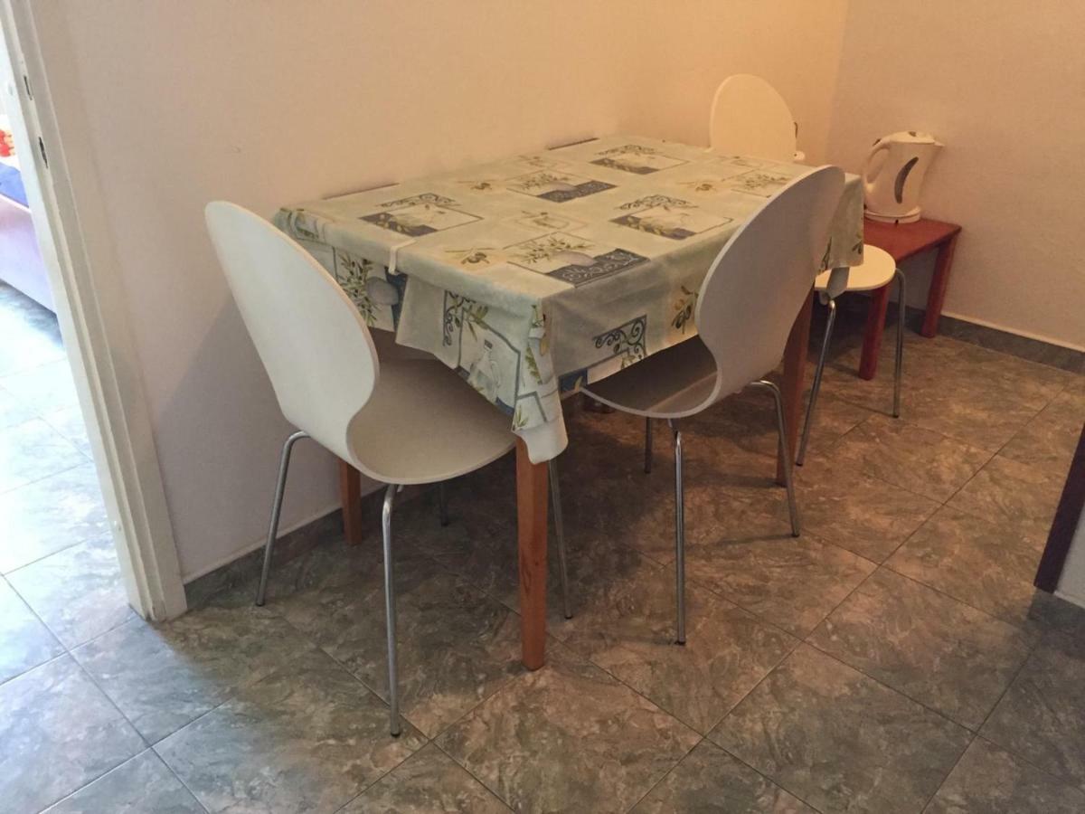 Apartmani Atila Damir Omiš Екстериор снимка