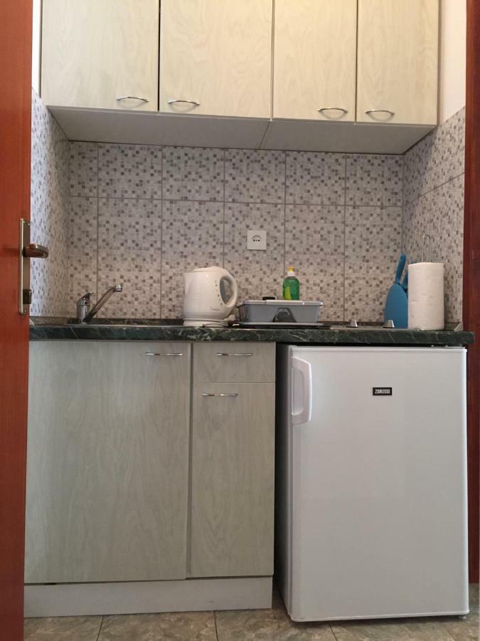 Apartmani Atila Damir Omiš Екстериор снимка